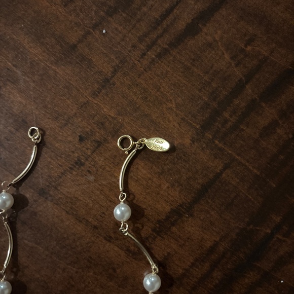 Ann Hand told pearl wavy necklace - Picture 4 of 6